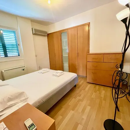 2bdr Close To Nicosia Center *