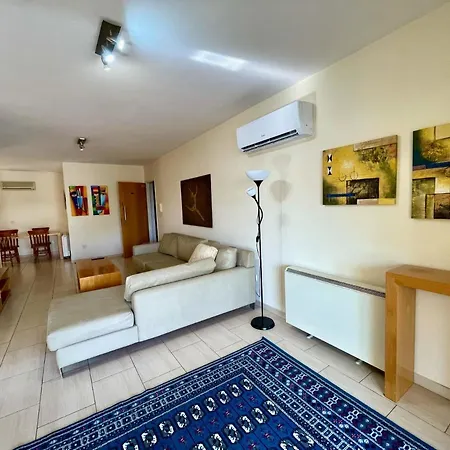 2bdr Close To Nicosia Center Apartment *